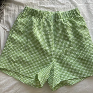 Storlek S  - Helt oanvända, köpte fel storlek så har aldrig användt dom         Perfekta till sommaren🌞💖