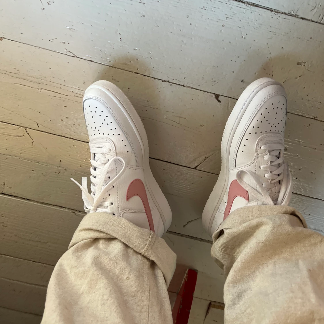 Nike skor asss fettta