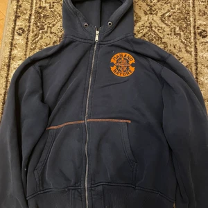 Peak performance tröja - Sick tröja har använt ganska många gånger annars bra skick, pris kan diskuteras:)