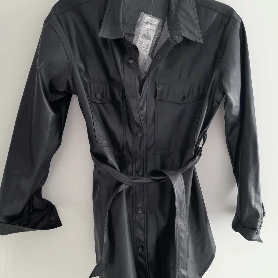 Jacka skjorta i "skinn" oanvänd