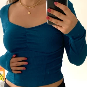 Blå tröja💙 - Jättefin blå tröja från zalando, storlek s💙