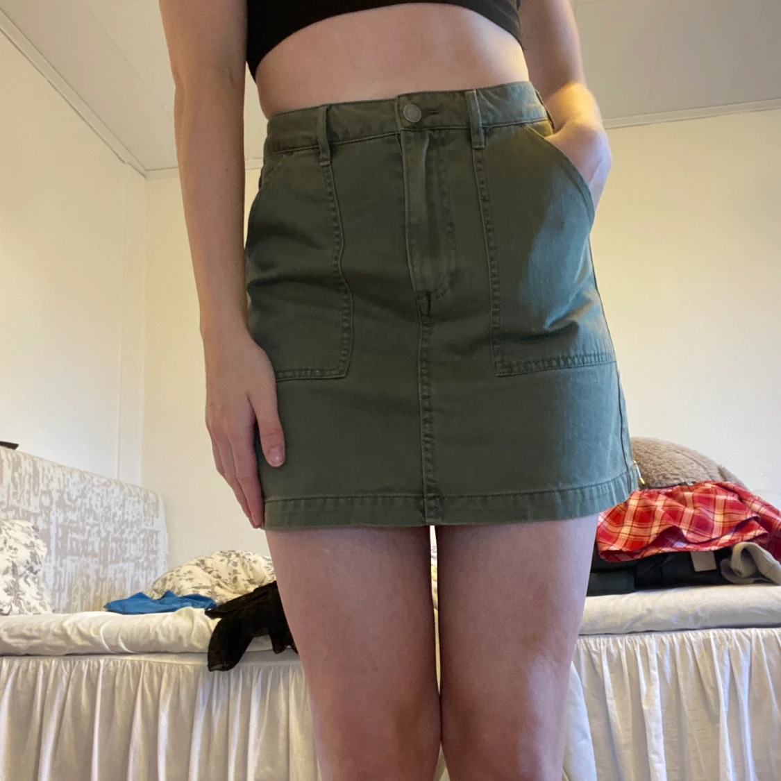 Militärgrön jeans kjol