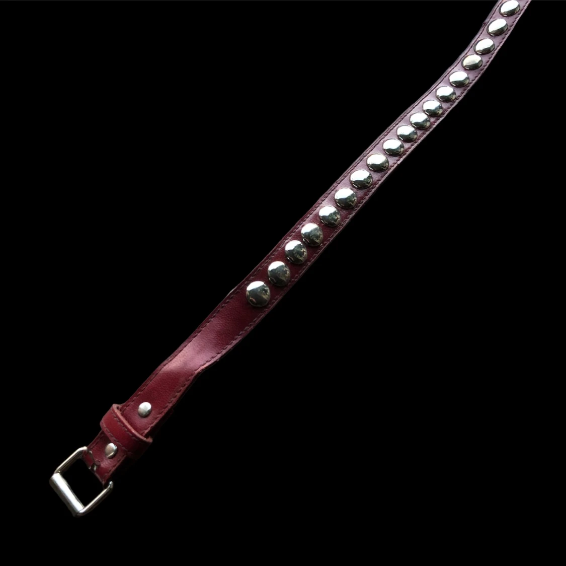 Vinrött nitskärp - 90