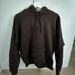 Hoodie - Mysig hoodie från bik bok, endast använd ett fåtal gånger! Kom privat för funderingar eller frågor💕💕 