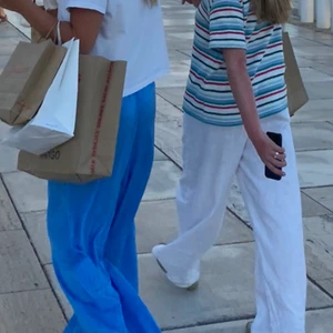 Linnebyxor  - Ett par supersnygga linnebyxor. Passar 36-40