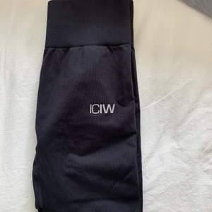 thigts - thigts från ICIW som varit använda ett fåtal gånger💕storlek S, säljs för 150kr+frakt 💕