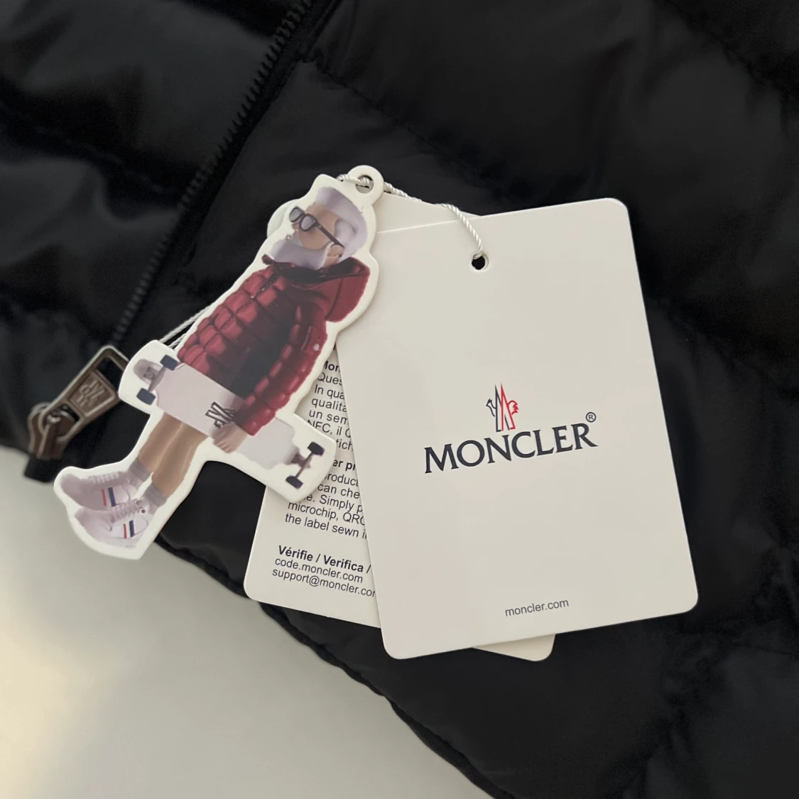 Moncler väst  - 91