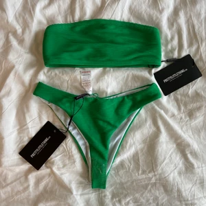 PLT bikini  - Så himla fin bikini från PLT. Säljer den då den inte passar mig. (Helt oanvänd med lapparna kvar) Storlek 34❤️