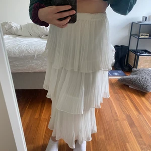 Kjol från Gina Tricot  - Kjol från Gina Tricot i storlek 36! 