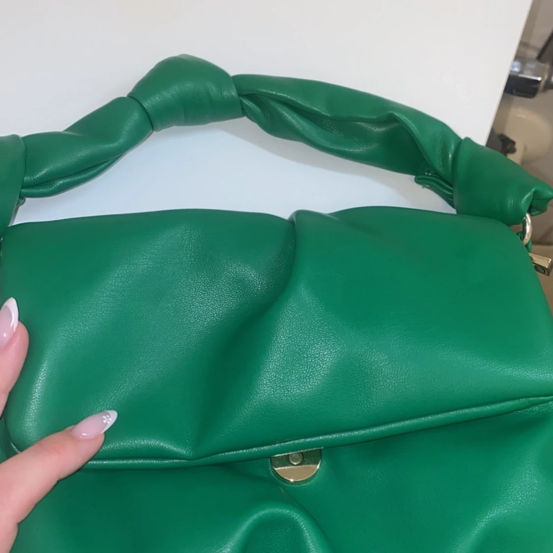 Trendig zara väska  - 91