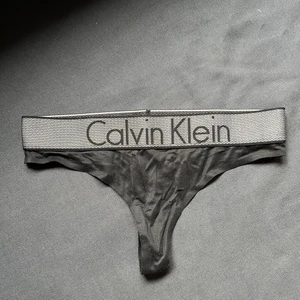 Calvin Klein string  - Storlek XS