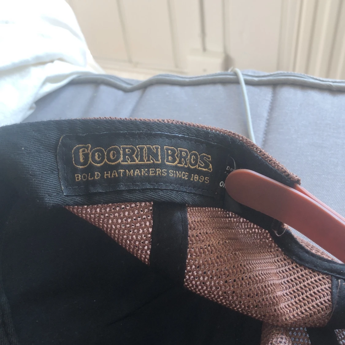 King keps med lejon - 91