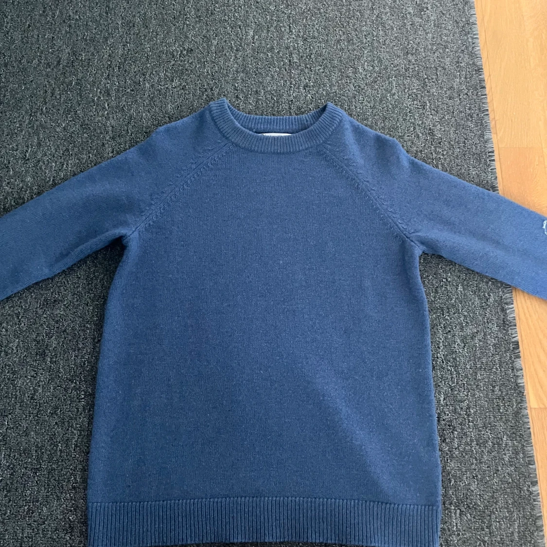 Stickad tröja  - 90