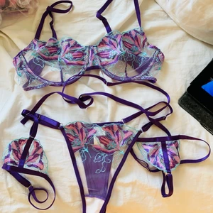 Underklädessett - Snyggt underklädessett som jag fick av en kompis. Har tyvärr inte använt det!