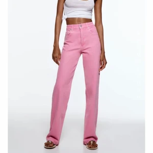 rosa jeans - ett par rosa jeans från Zara, som inte längre används 