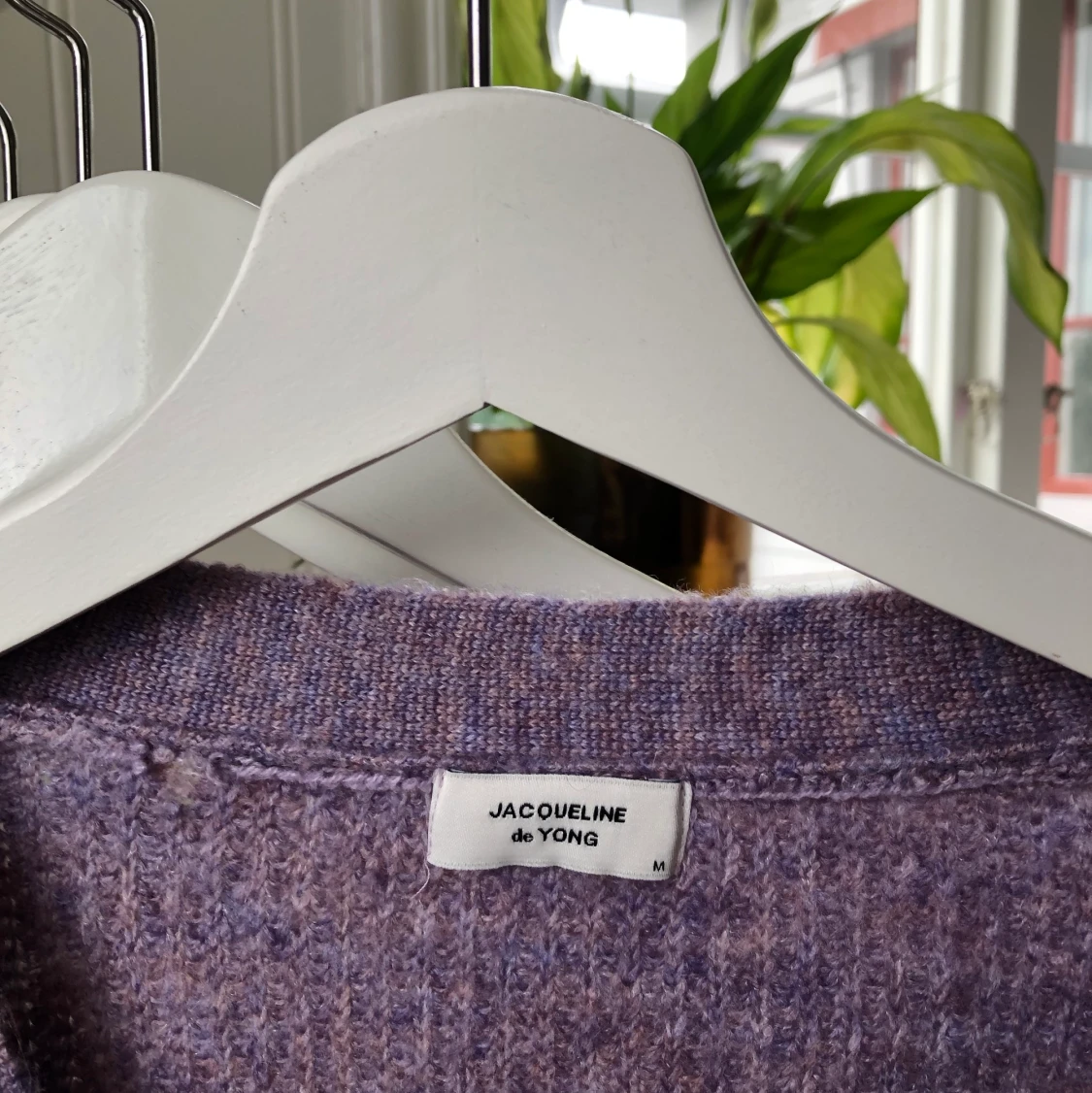 Lila stickad kofta från Zalando stl M - 91