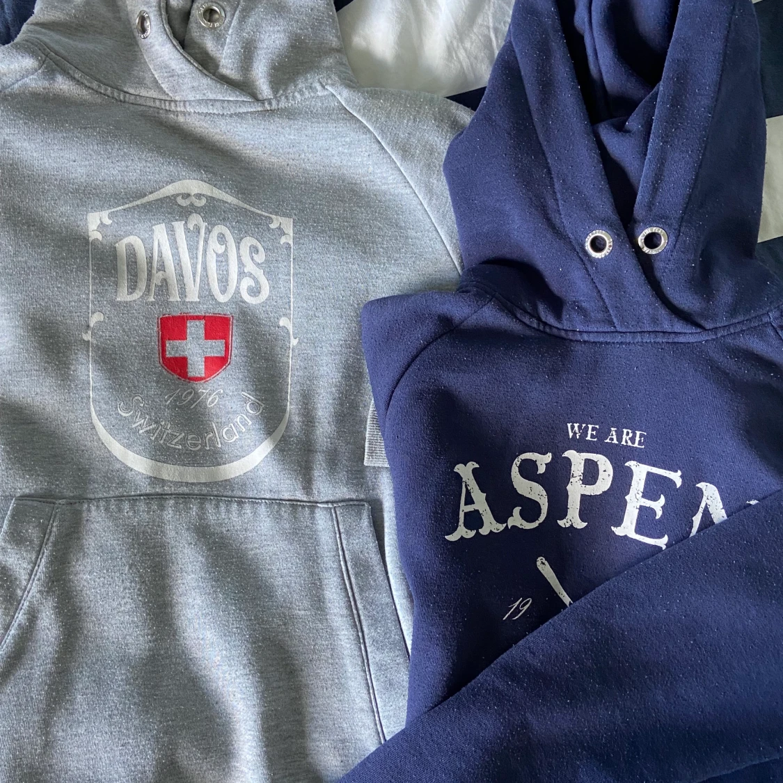 Hoodie! 2 för bara 50kr !! - 90