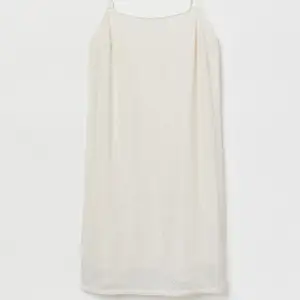 Så fin vit paljettklänning från H&M Använd en gång XS Perfekt till nyår  