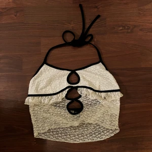 Helt nytt linne - Aldrig använd. Storlek S