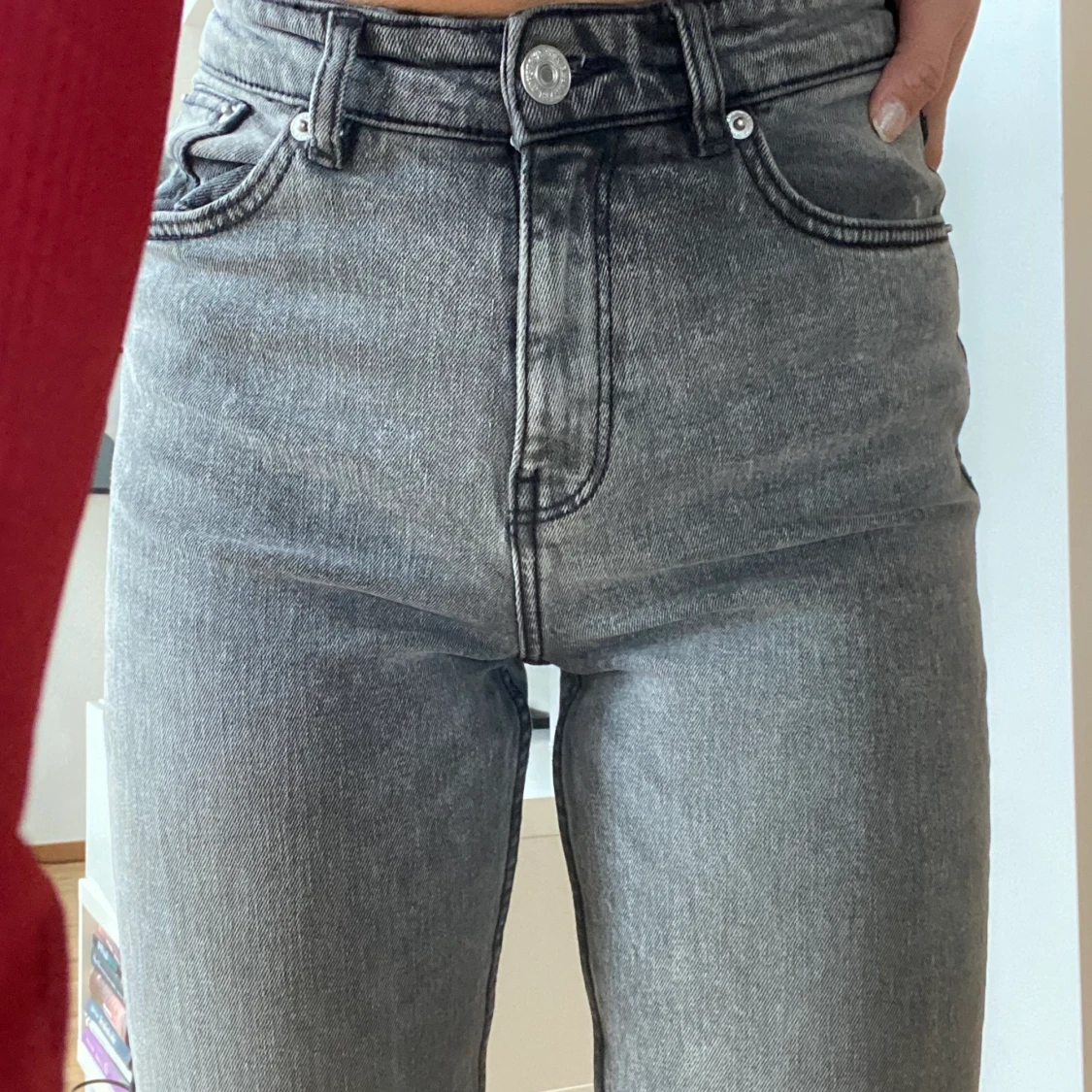 Gråa jättesköna jeans💘