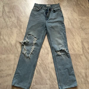 Jeans - Jeans från mango i nytt skick strl 36🤍 nypris 400 