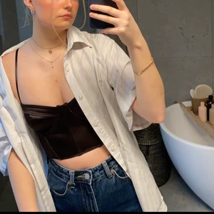 Corsette!!!  - Säljer min snygga corsett från hm. Nyskick!❤️❤️