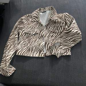 Brown zebra print jacket from shein worn a couple times size xs 