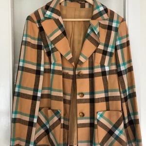 ✨ Vintage rutig kavaj ✨ - Vintage kavaj dock otroligt fint skick! ✨✨