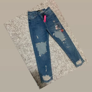 Jeans  - Den är helt nytt inte använt alls