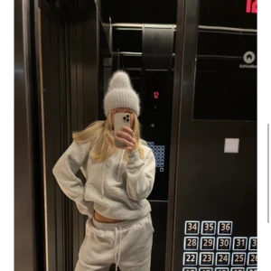 Alvii - Alvii mössa som är slutsåld, så fin mössa!