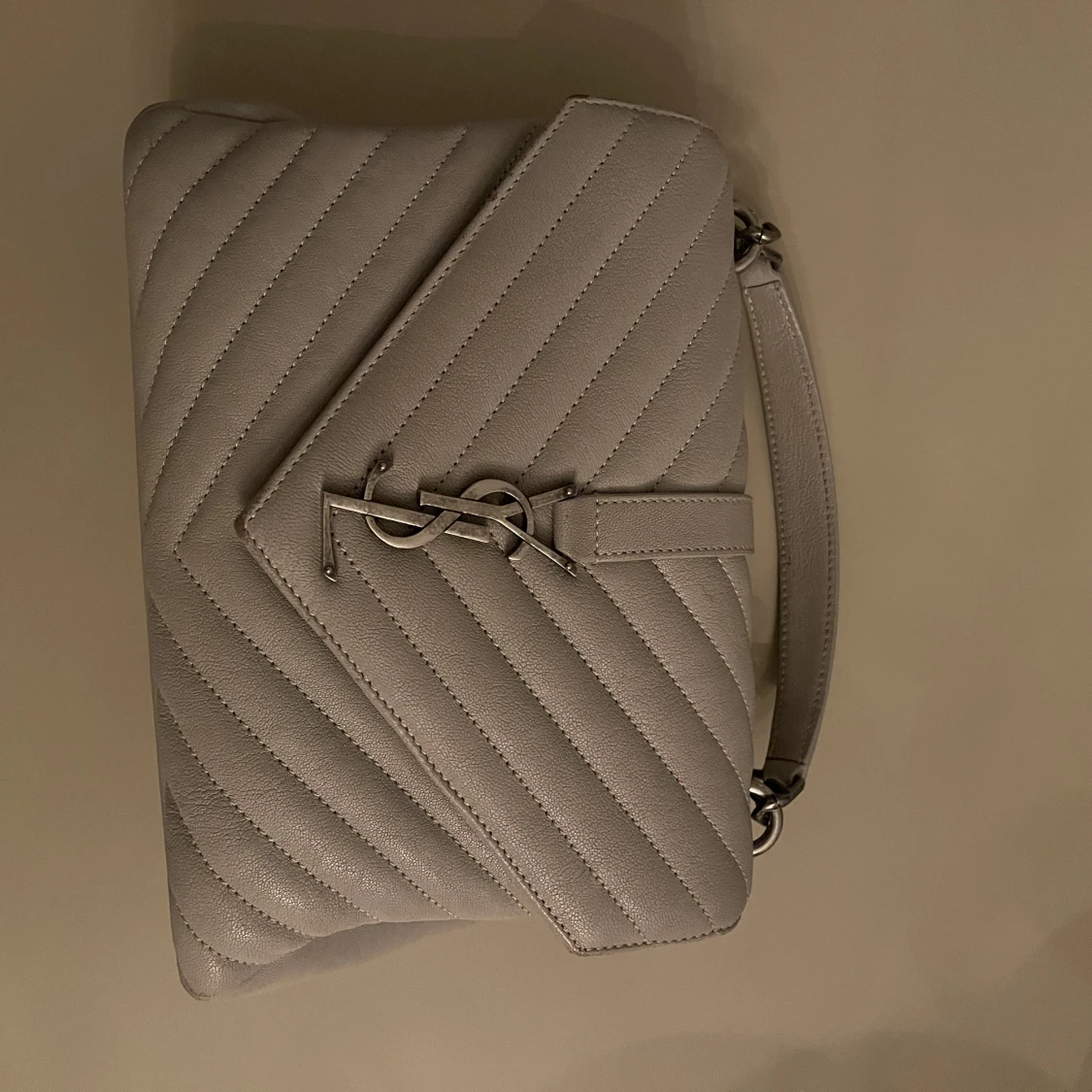 Saint Laurent väska - 90