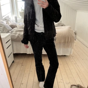 Skidbyxor - Säljer nu dessa superfina skidbyxor!!💘 Från märket columbia, nypris 1364! Aldrig använda!⛷️🫶🏼