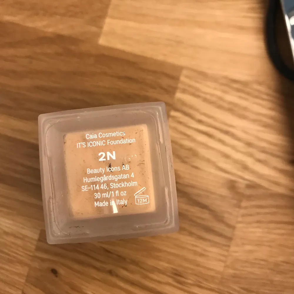 Färg 2N. Färgen passar inte mig, så endast testad. Frakt spårbart tillkommer på 51kr.. Beauty.