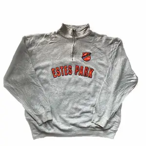Vintage zip hoodie✅ Estes park tryck✅ Storlek L✅ Skick 9/10✅