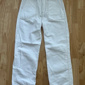 Gina Tricot jeans - Fett coola  Hög-midjade  Flared
