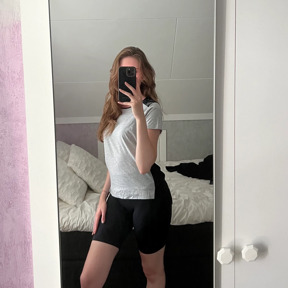 Forever21 | T-shirt med spets