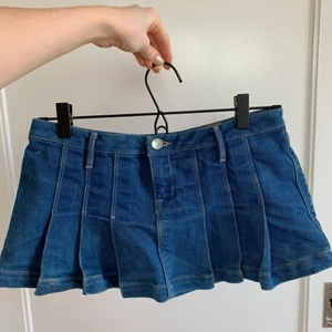 Low waist kjol  - Jätte söt vintage 2000s low waisted kjol i storlek XS💕