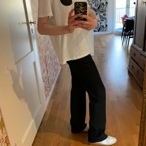 Whyred ines kostym byxor 36 - Super fina kostymbyxor från Whyred. Storlek 36. Endast provade 