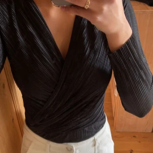 Body  - Från ginatricot