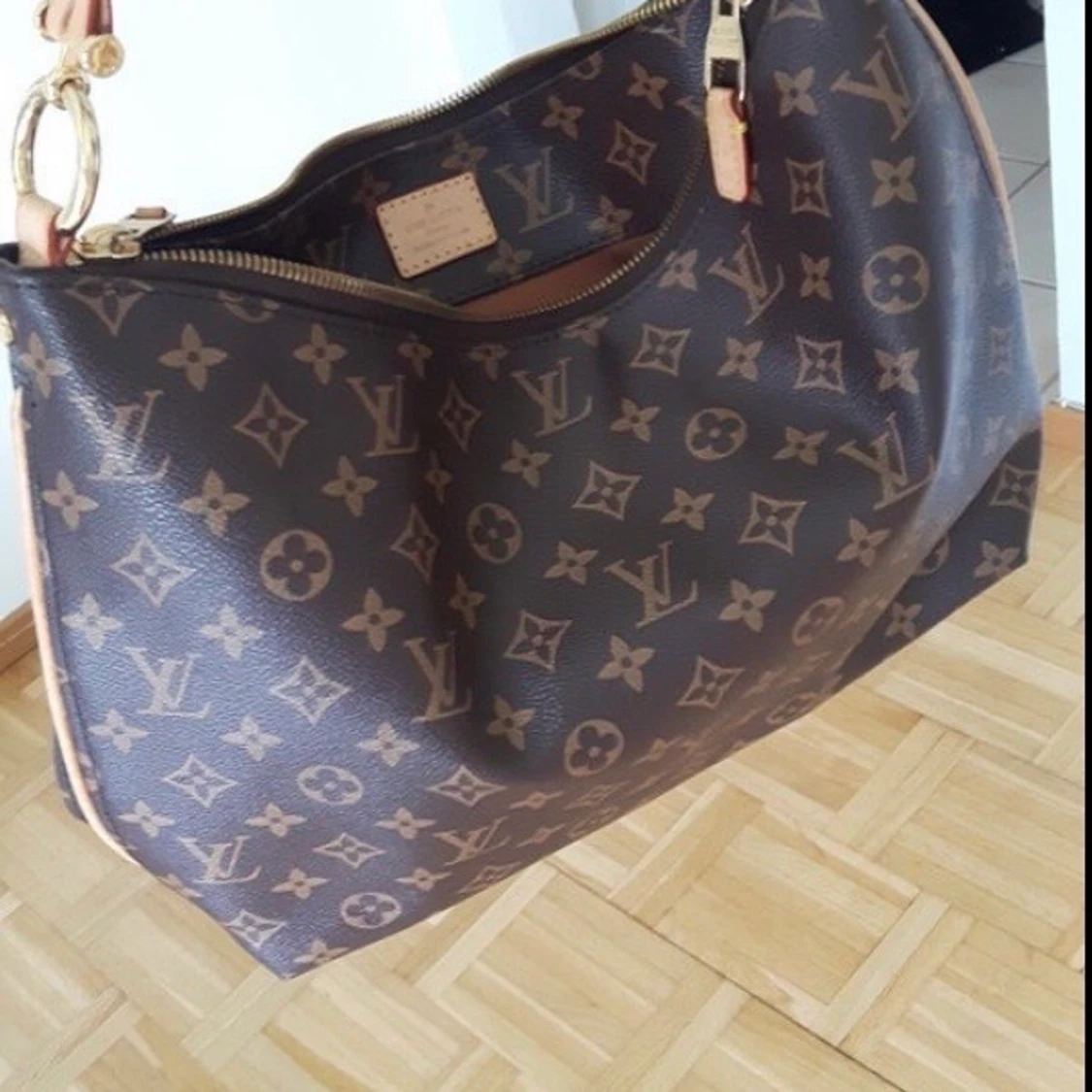 Louis Vuitton väska