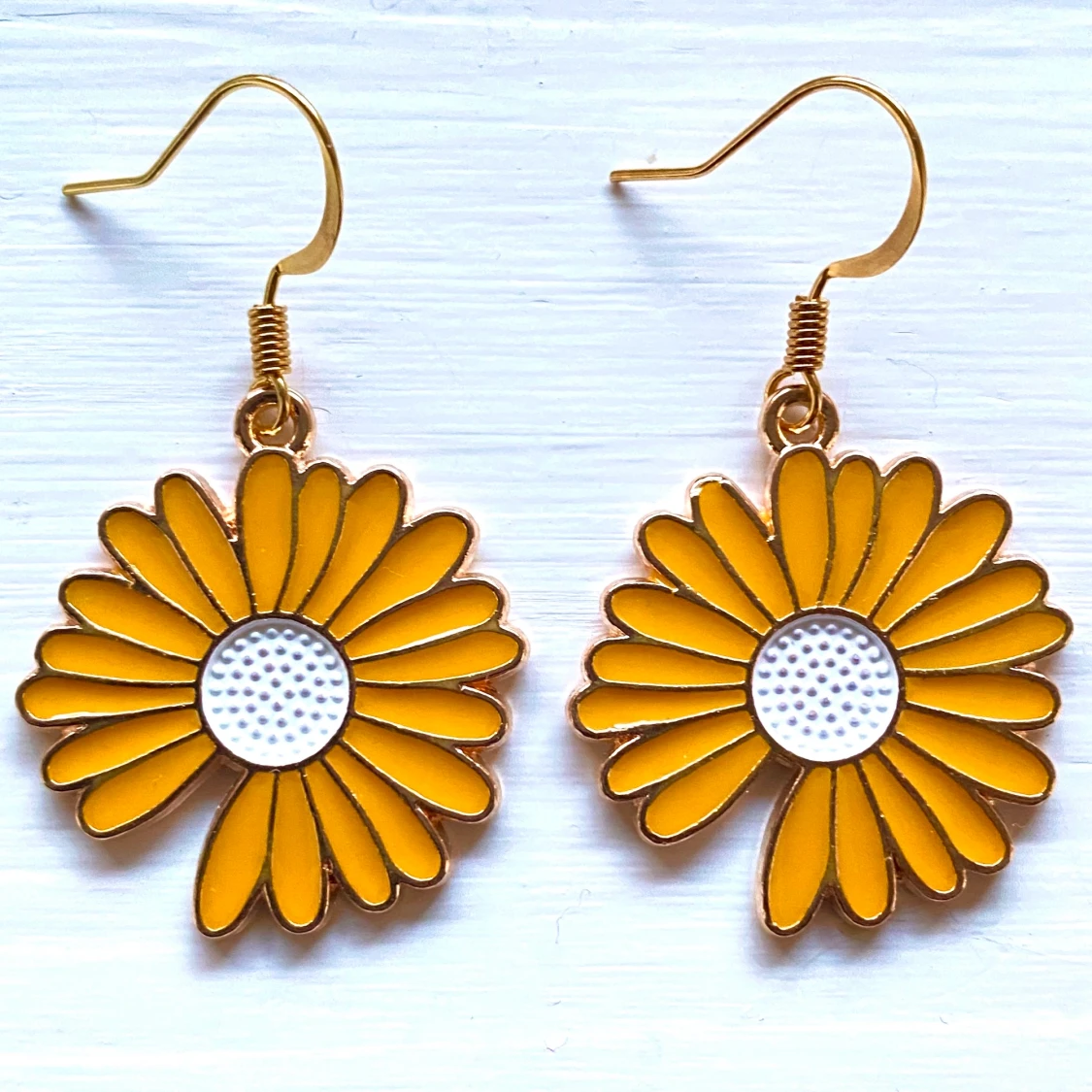 Våriga örhängen 🧡