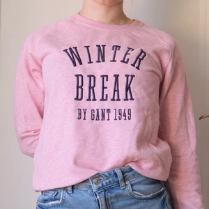 GANT, Långärmad rosa tröja - Storlek: 170 cm (XS/S). Använd men i bra skick. Ägd i ca ett år men inte använd så många gånger. 