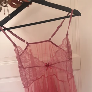 Top - Jättefin top/ lingerie linne. Typ aldrig använd