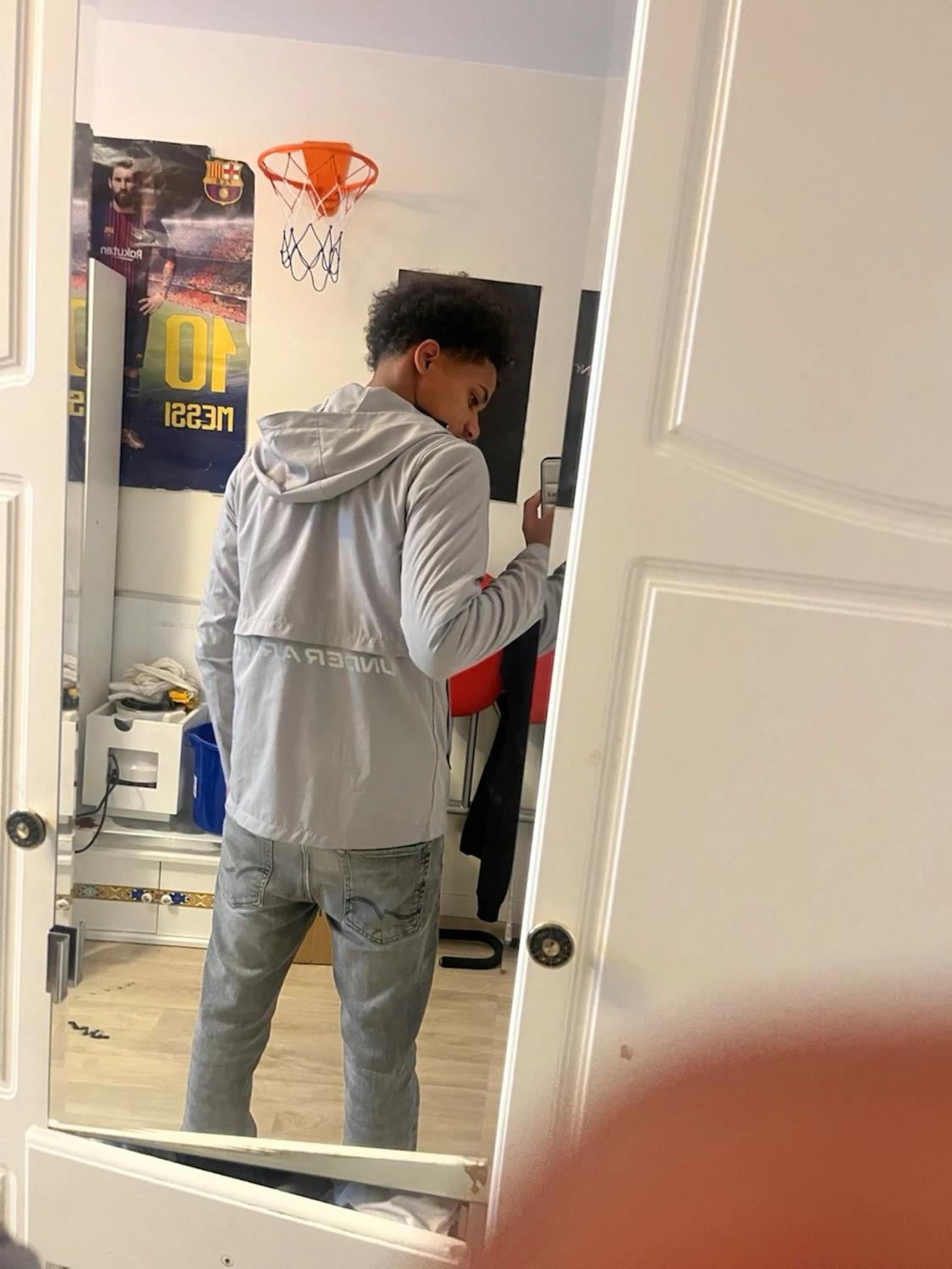 Grå vindjacka från Under Armour - 5