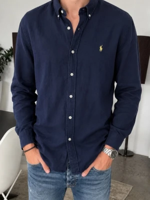 Fet Ralph Lauren skjorta  - Fint skick! Strl S Hör av dig vid frågor! 