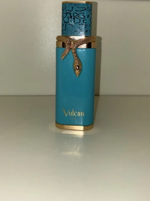 Vulcan parfym från French Avenue - 90ml kvar 100% äkta skriv för frågor! Kan acceptera byten vid rätt parfym riktigt bra pris