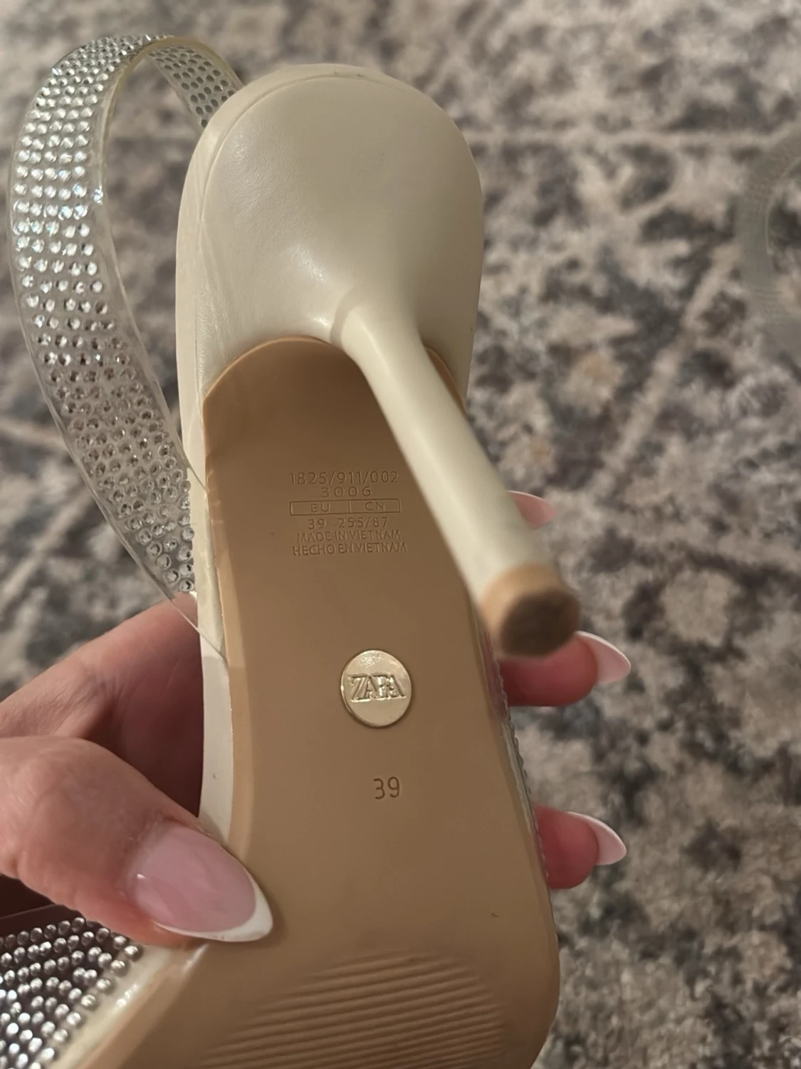 Glittriga slingback-pumps från ZARA - 2