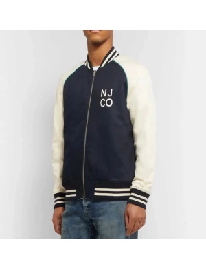 Blåvit bomberjacka - Säljer en sjukt snygg och unik baseball/bomberjacka från Nudie Jeans. Helt oanvänd i nyskick! Den är vändbar så du får två stilar i en jacka. ⚾️🍸🔥