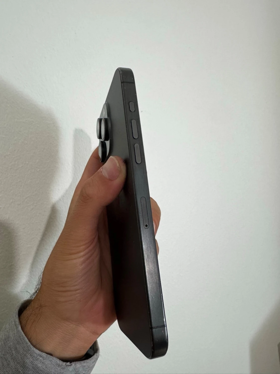 iPhone 15 Pro Max svart 256 Gb batteri 100% med nya tillbehör  - 3
