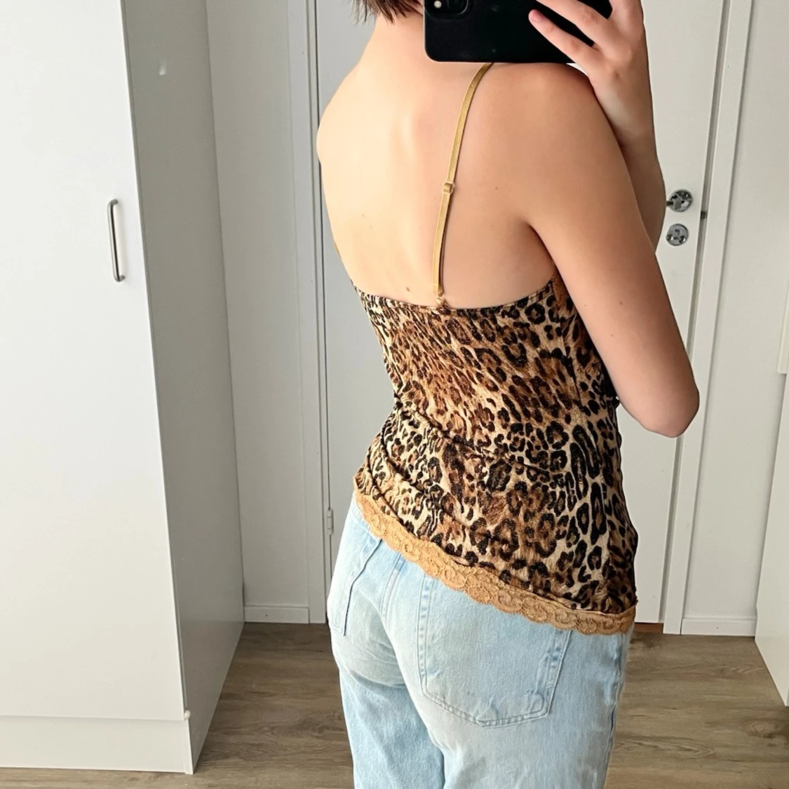 Glittrig leopard topp - 2